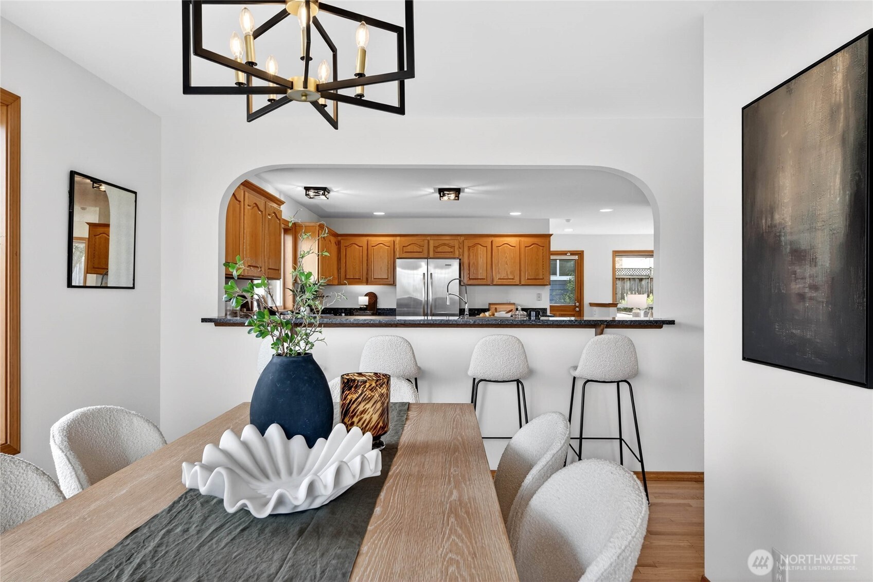 6530 44th Avenue SW, Seattle, WA 98136
