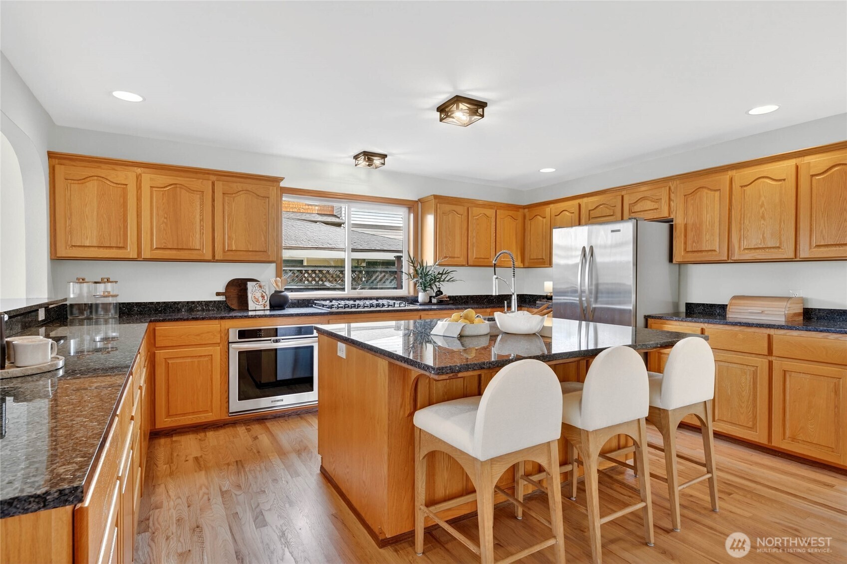 6530 44th Avenue SW, Seattle, WA 98136