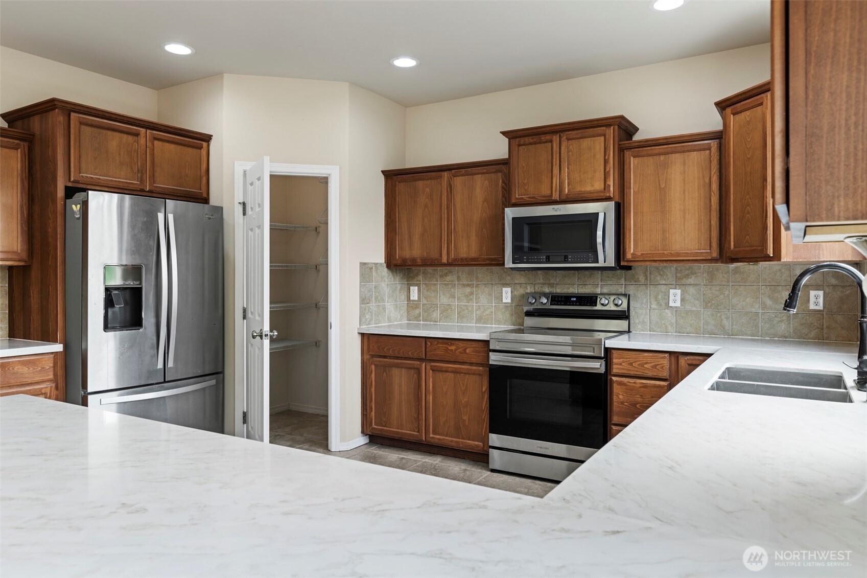 15233 100th Avenue SE, Yelm, WA 98597