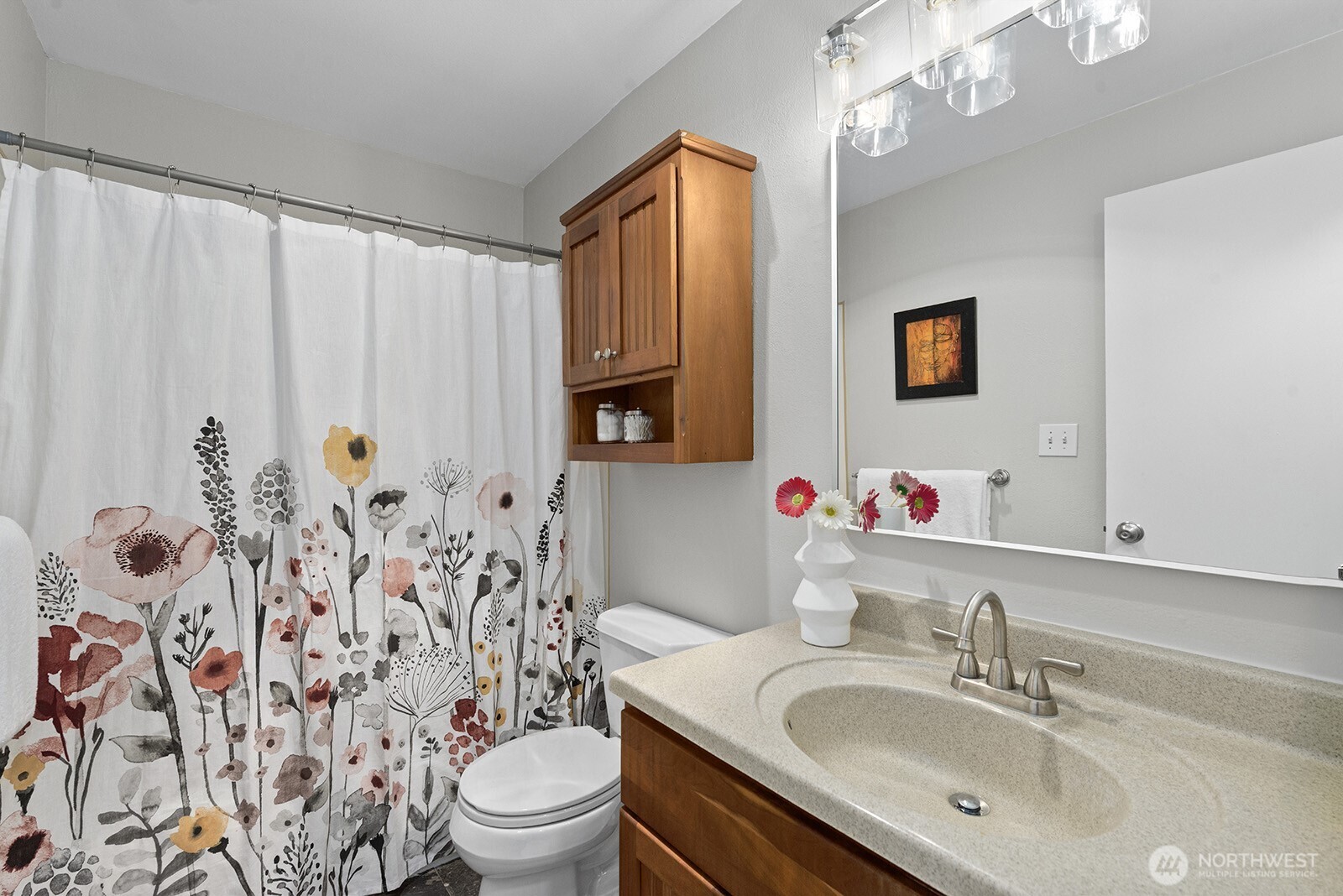 6557 4th Avenue NE #9, Seattle, WA 98115