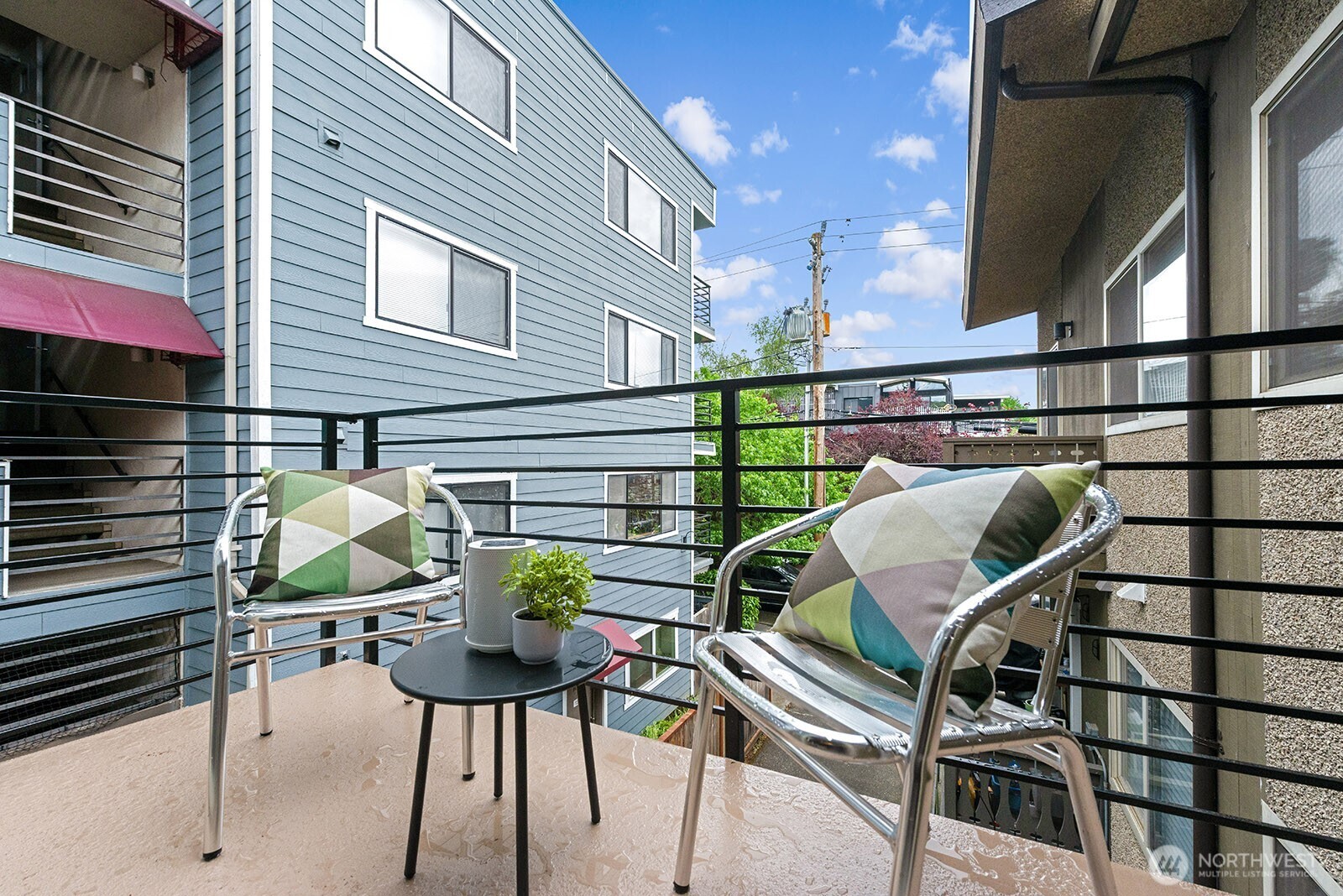 6557 4th Avenue NE #9, Seattle, WA 98115