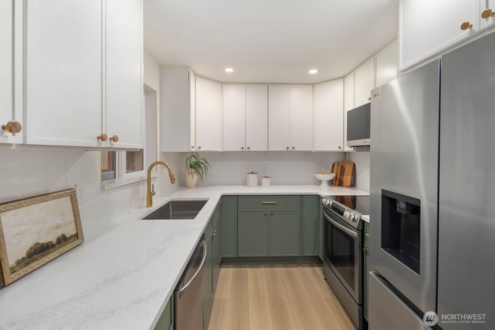 5810 57th Avenue NE, Seattle, WA 98105