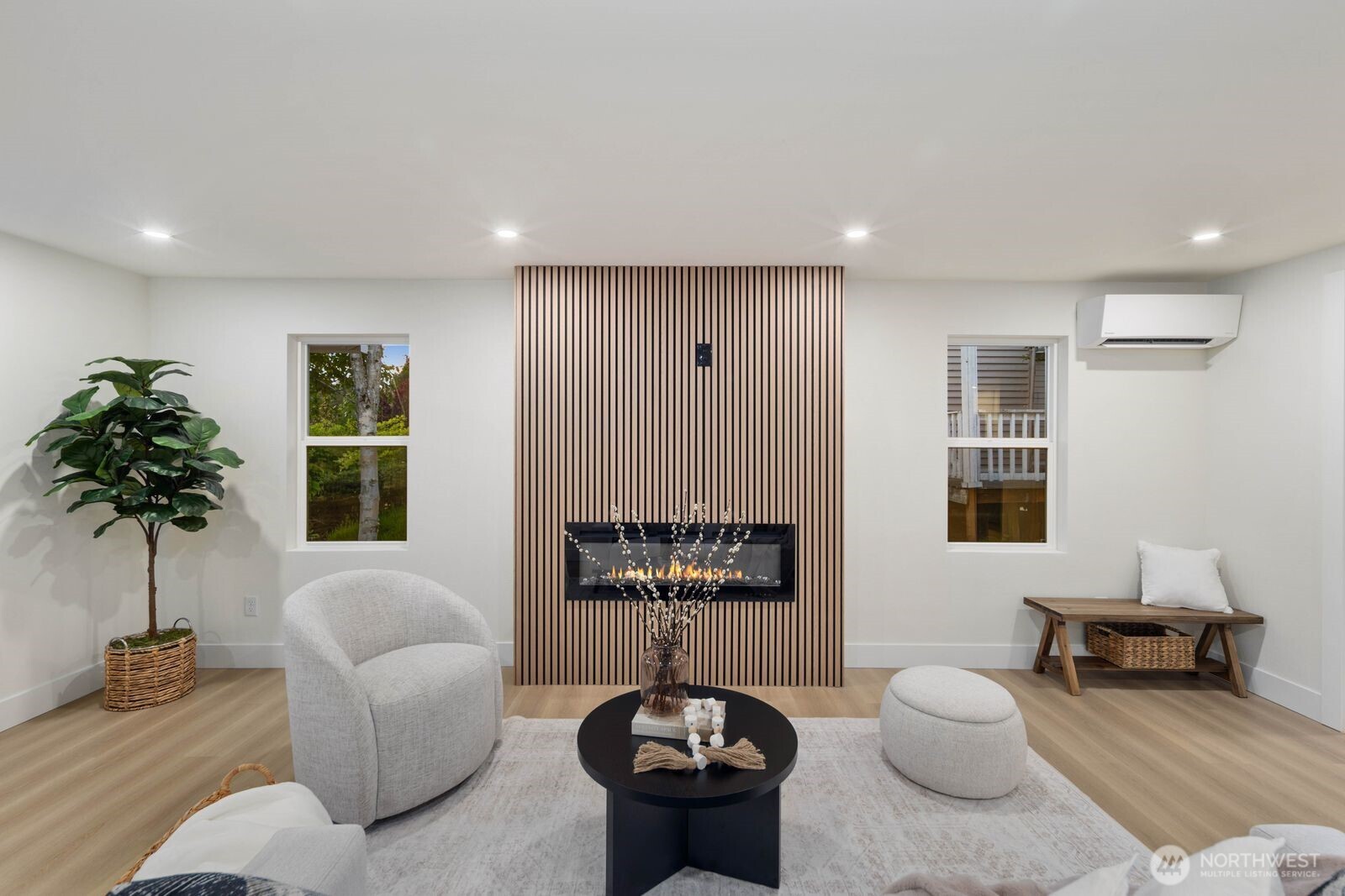 5810 57th Avenue NE, Seattle, WA 98105