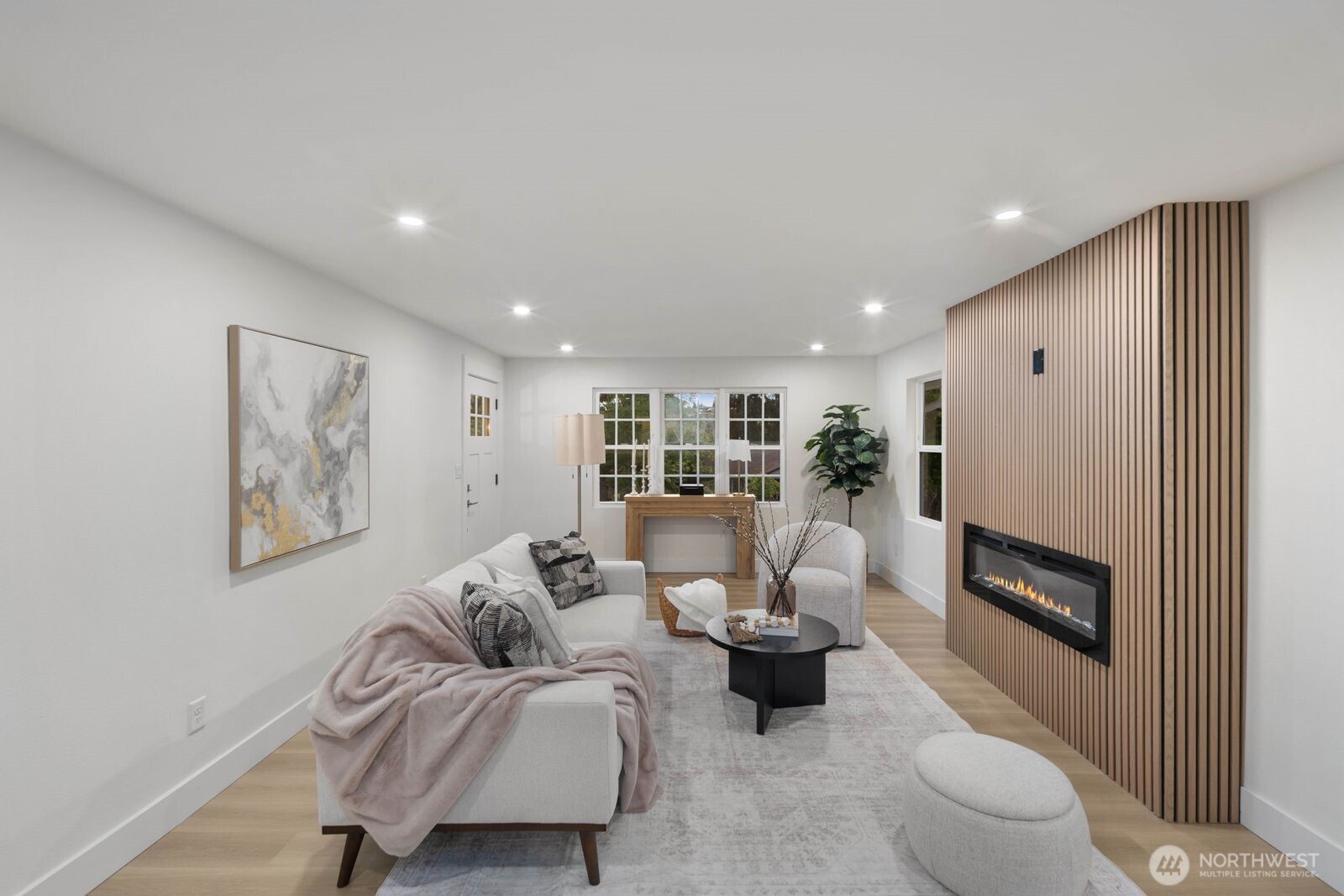 5810 57th Avenue NE, Seattle, WA 98105