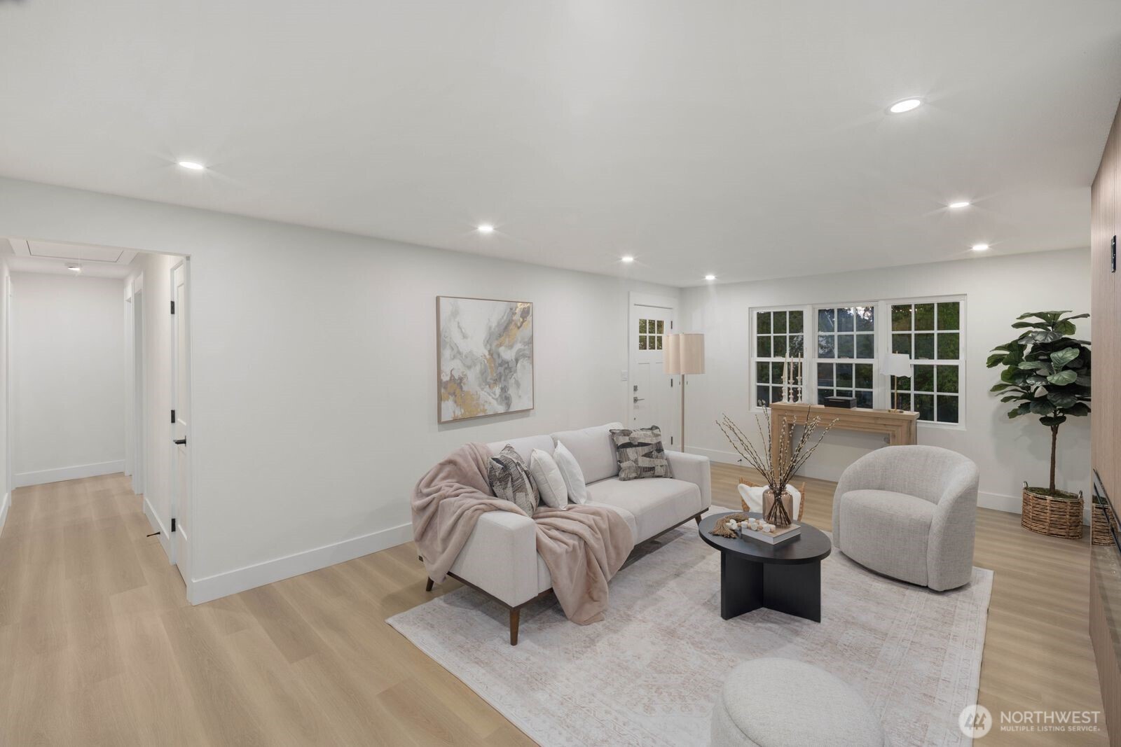 5810 57th Avenue NE, Seattle, WA 98105
