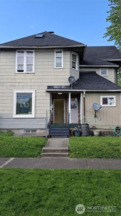 1056 S Sullivan Street , Seattle, WA 98108