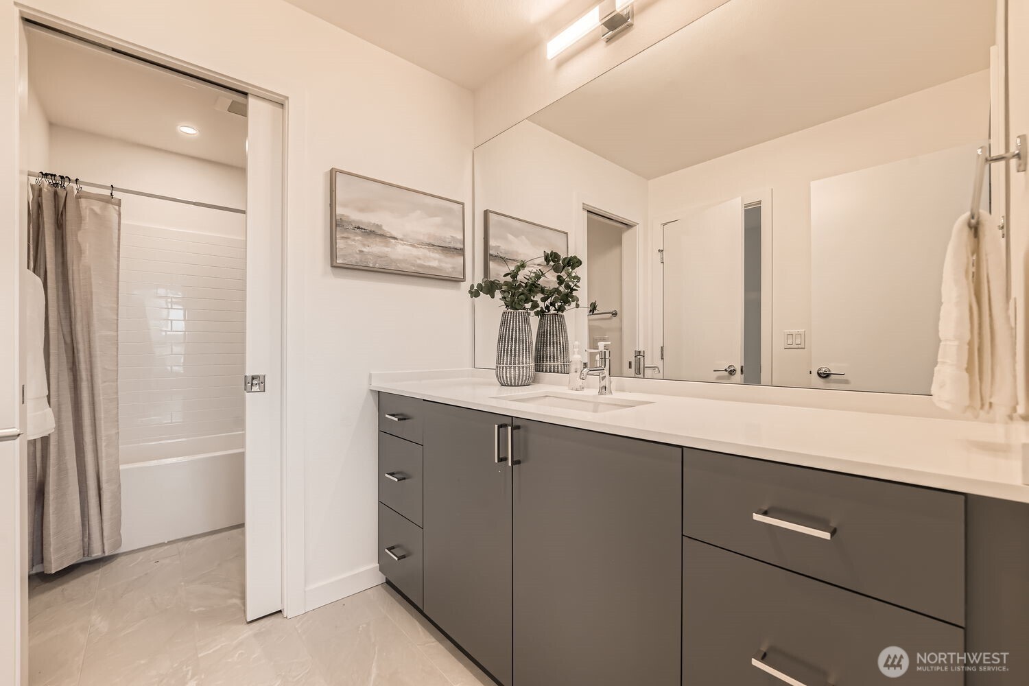 6610 Carleton Avenue S #B, Seattle, WA 98108