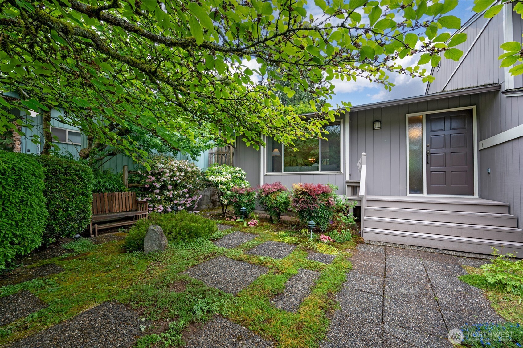 3809 NE 86th Street , Seattle, WA 98115