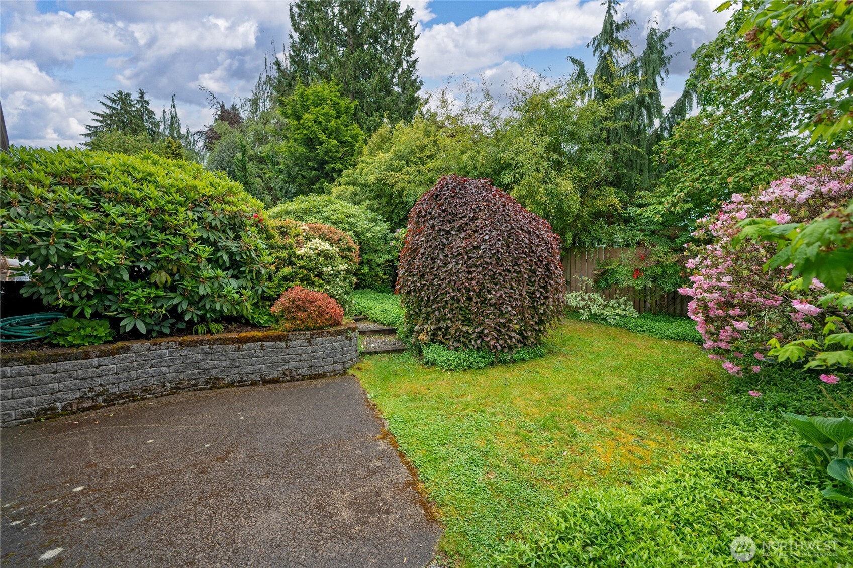 3809 NE 86th Street , Seattle, WA 98115