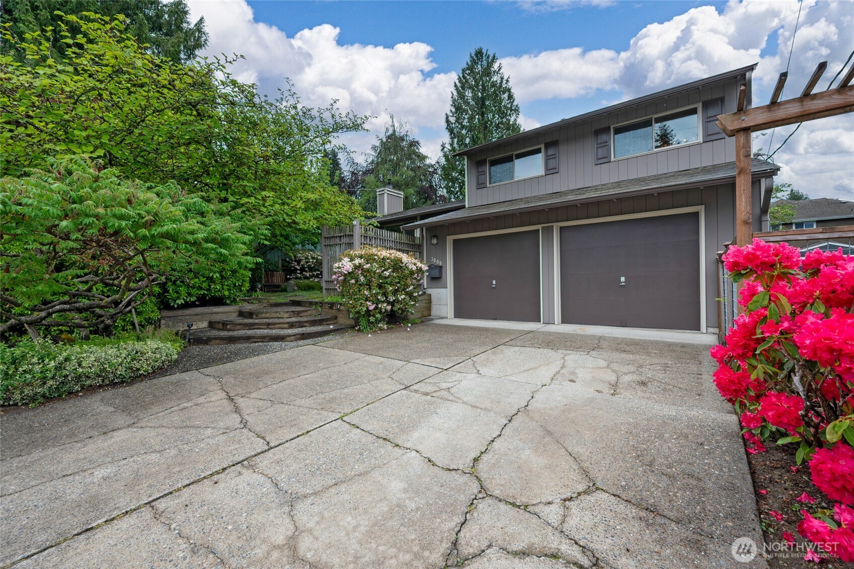 3809 NE 86th Street , Seattle, WA 98115
