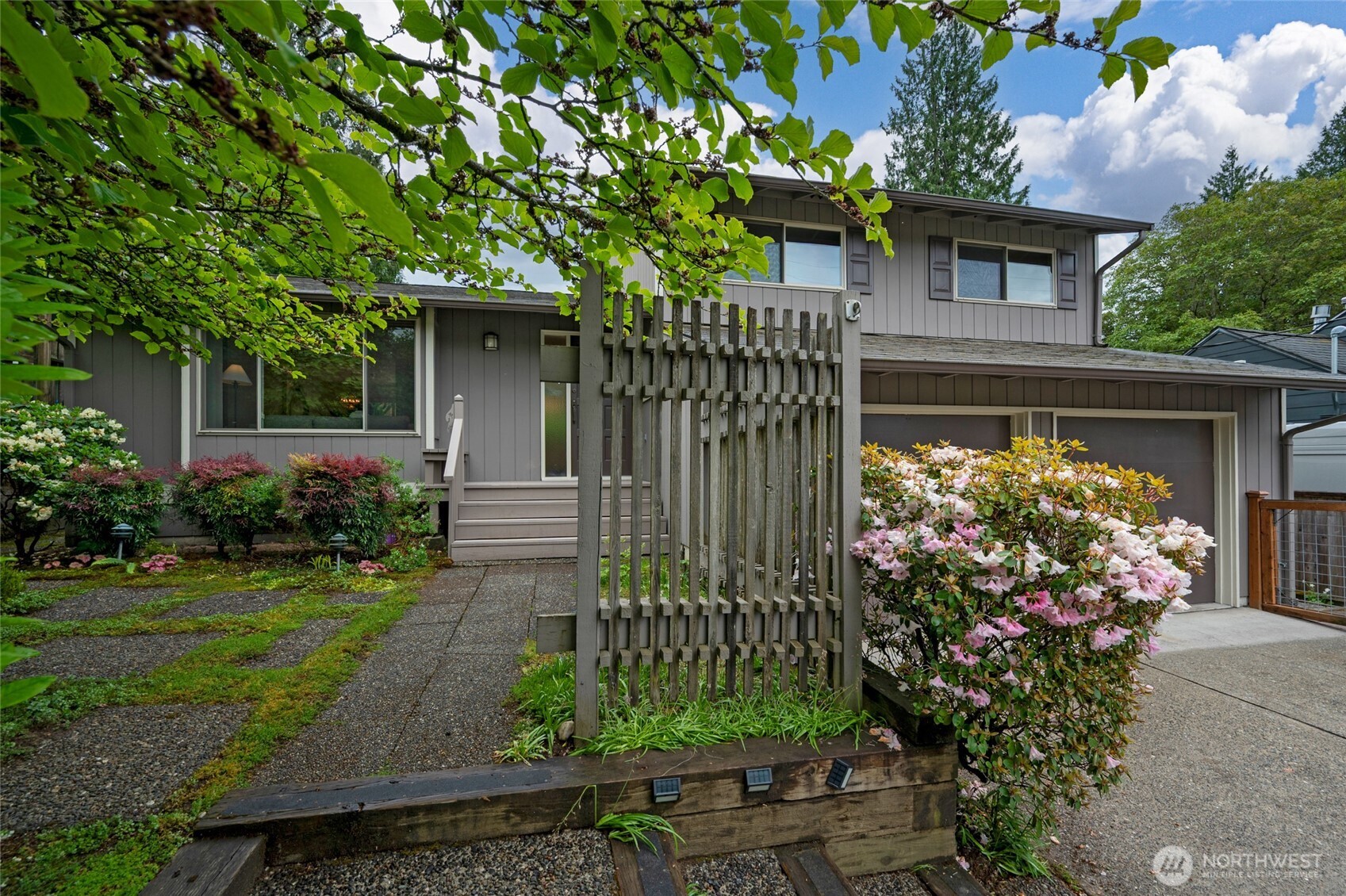 3809 NE 86th Street , Seattle, WA 98115