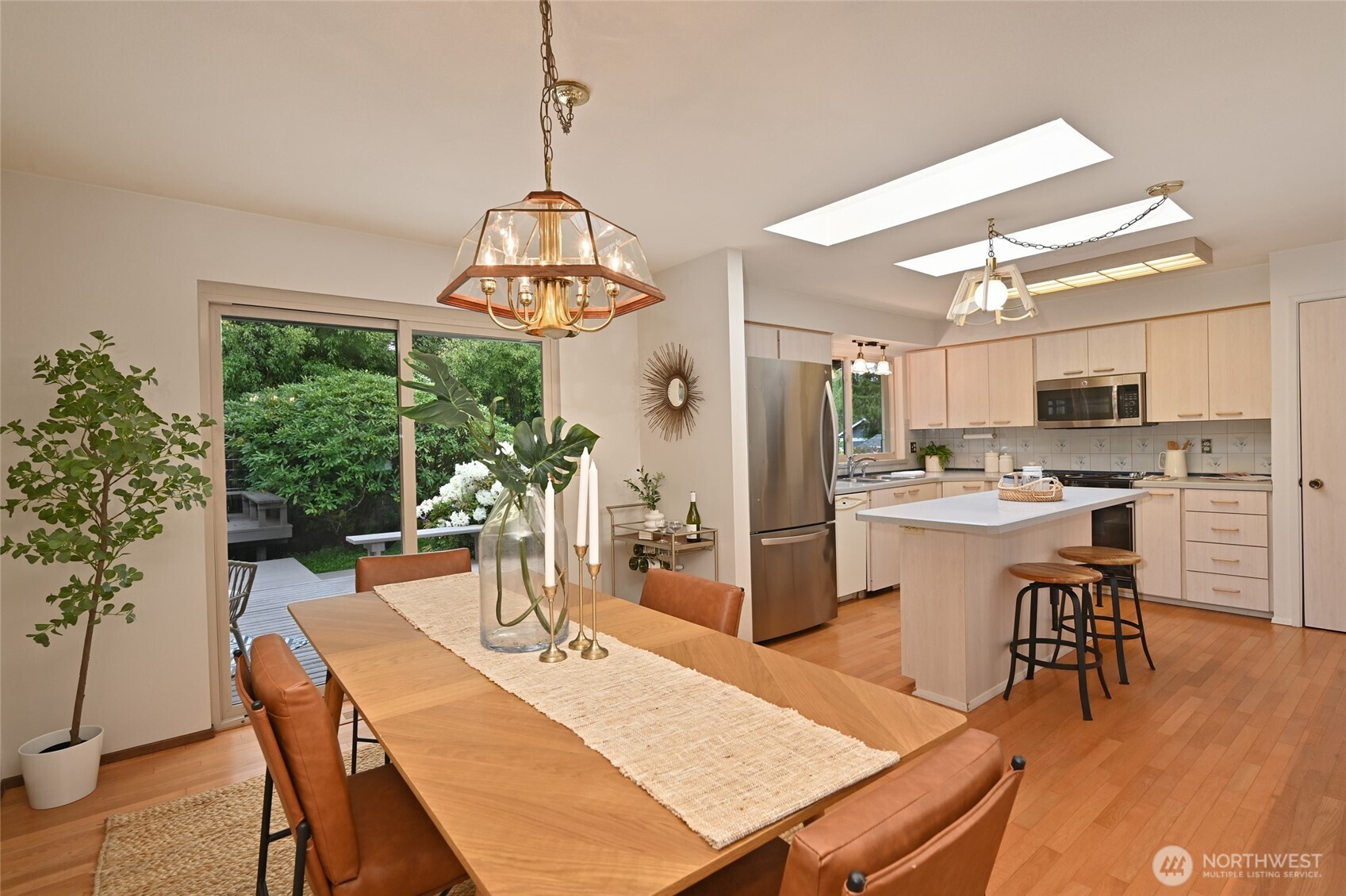 3809 NE 86th Street , Seattle, WA 98115