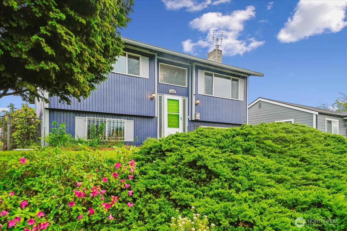 1022 E 56th Street , Tacoma, WA 98404