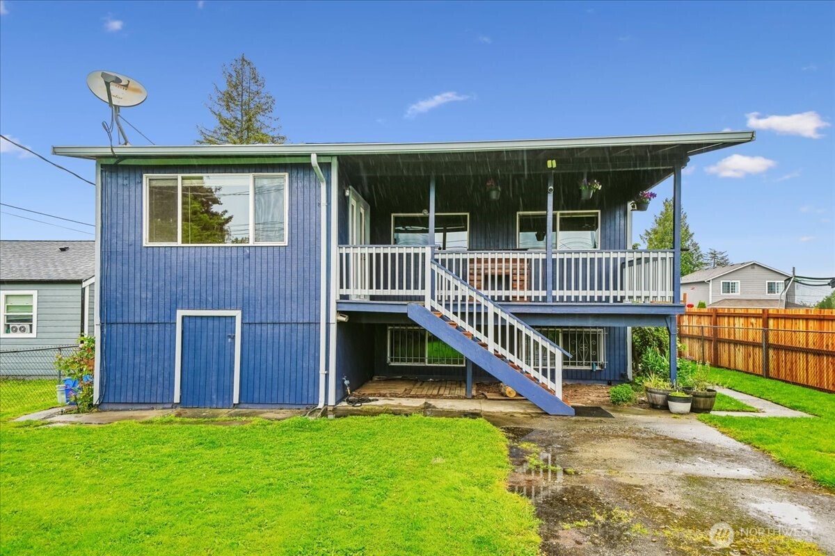 1022 E 56th Street , Tacoma, WA 98404