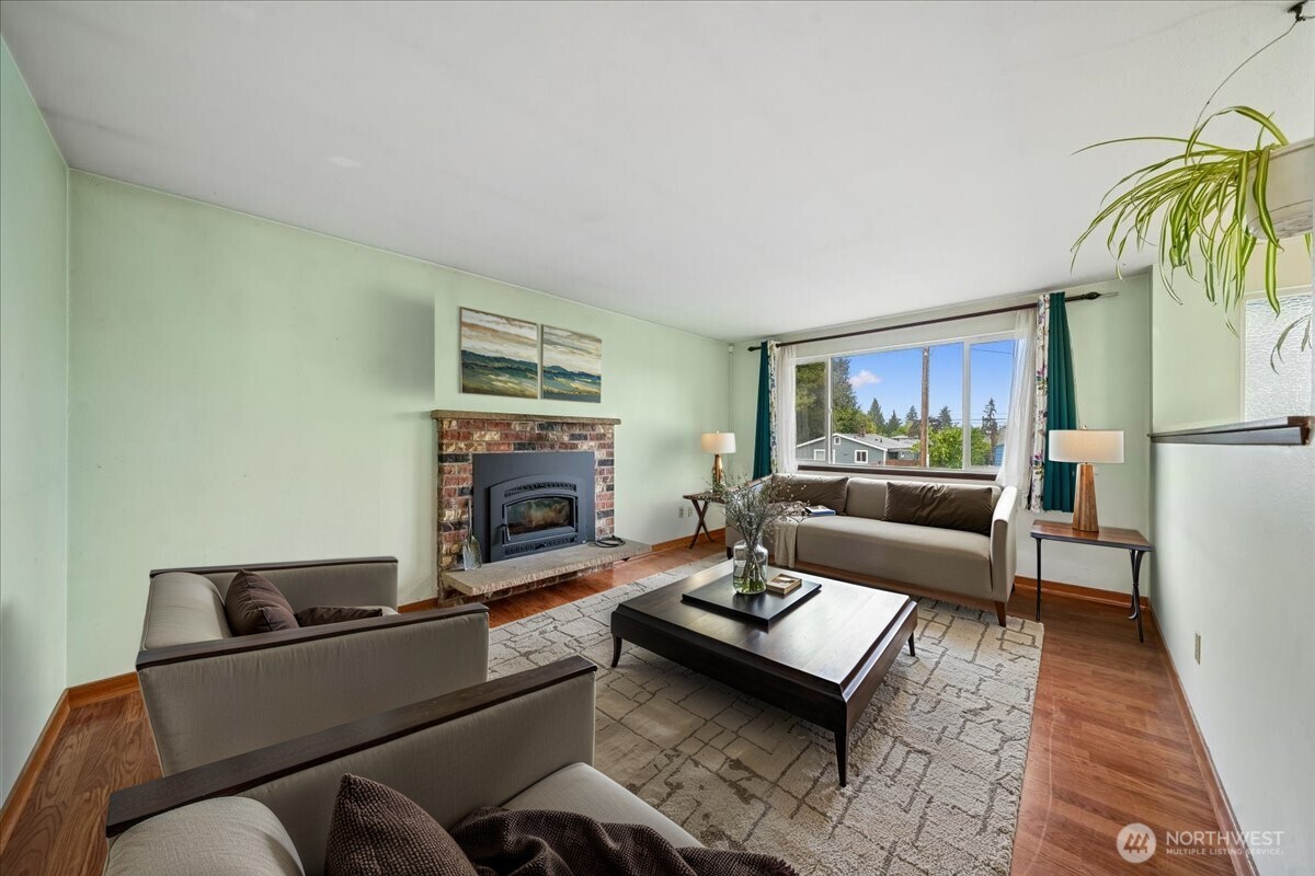 1022 E 56th Street , Tacoma, WA 98404