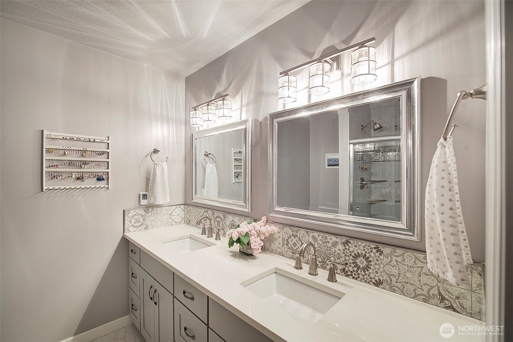 2013 210th Circle NE, Sammamish, WA 98074