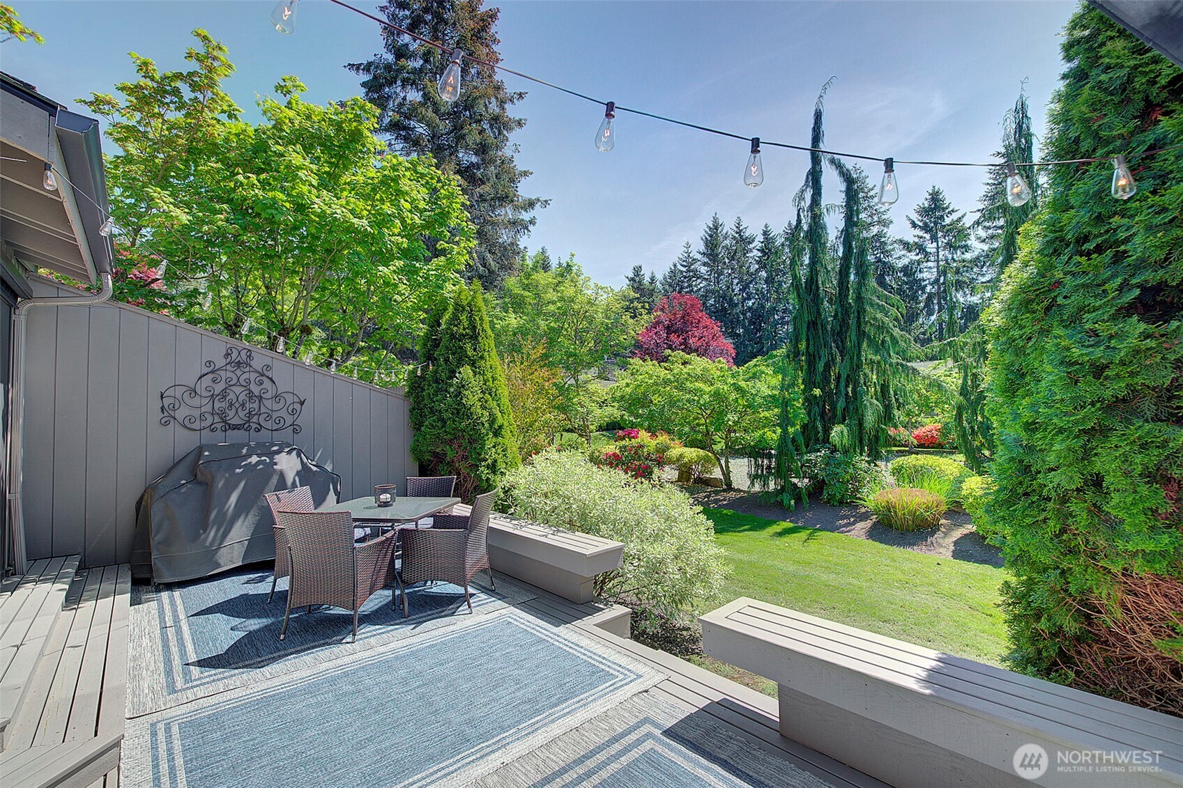 2013 210th Circle NE, Sammamish, WA 98074
