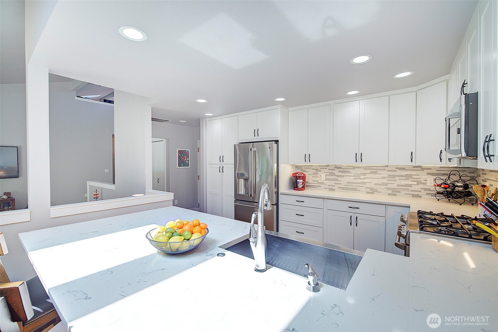 2013 210th Circle NE, Sammamish, WA 98074