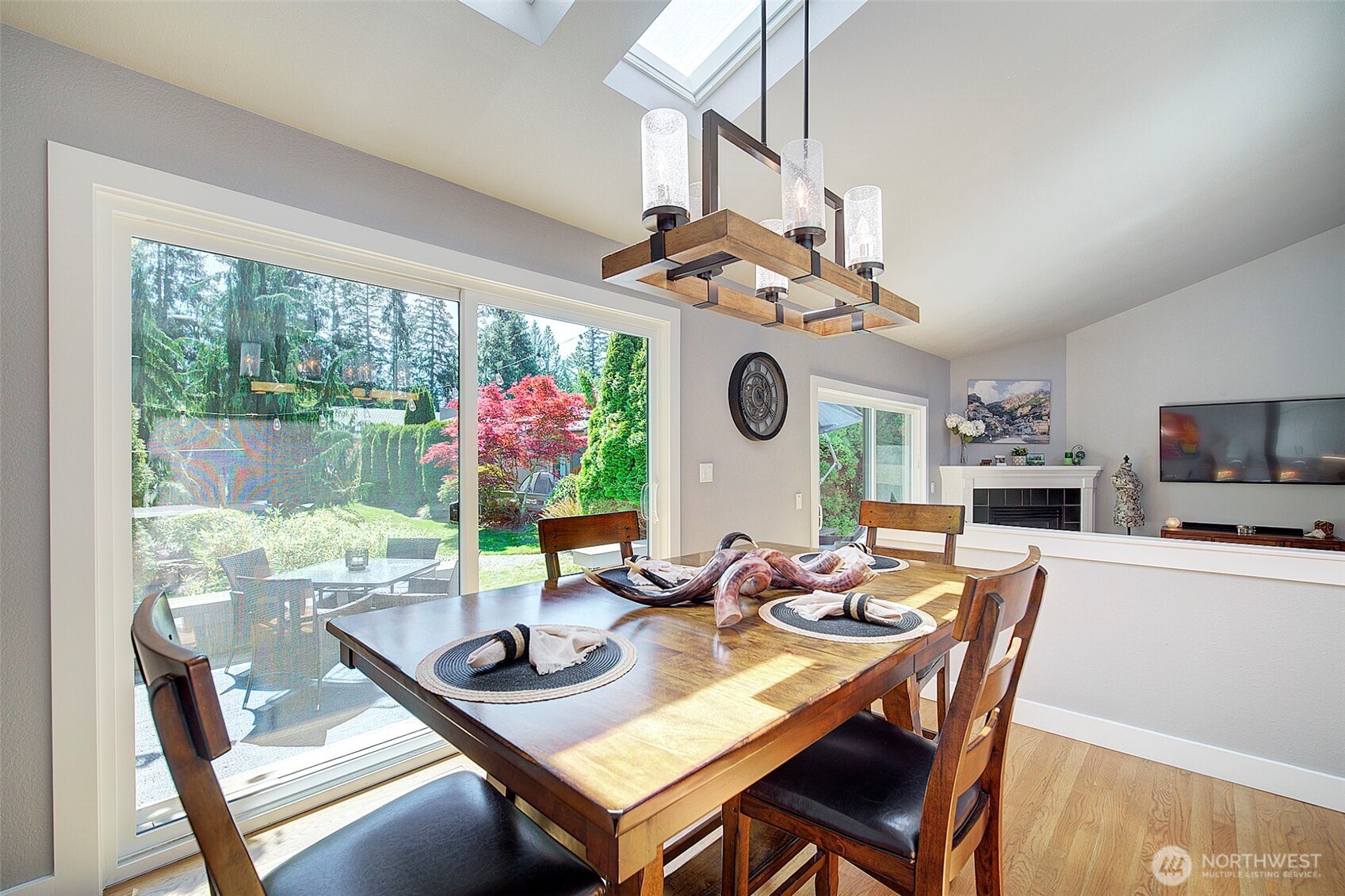 2013 210th Circle NE, Sammamish, WA 98074