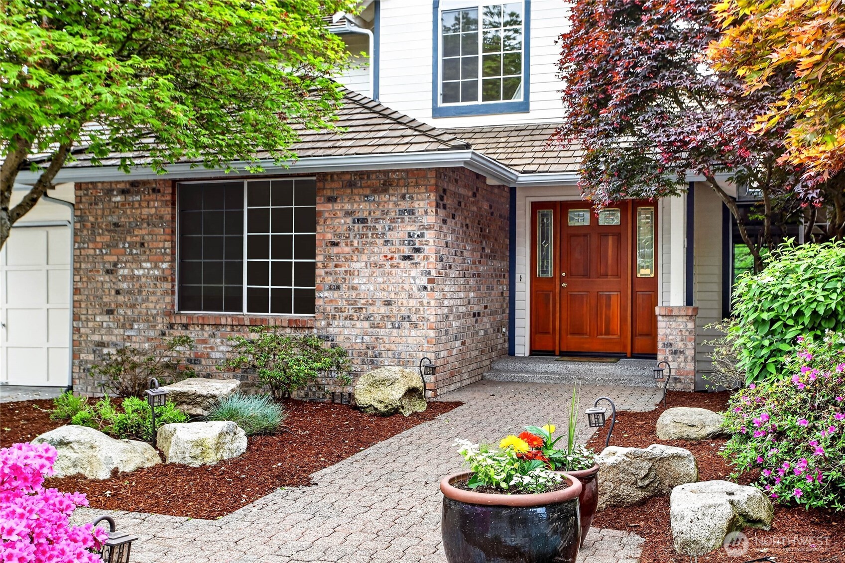 19223 63rd Avenue NE, Kenmore, WA 98028
