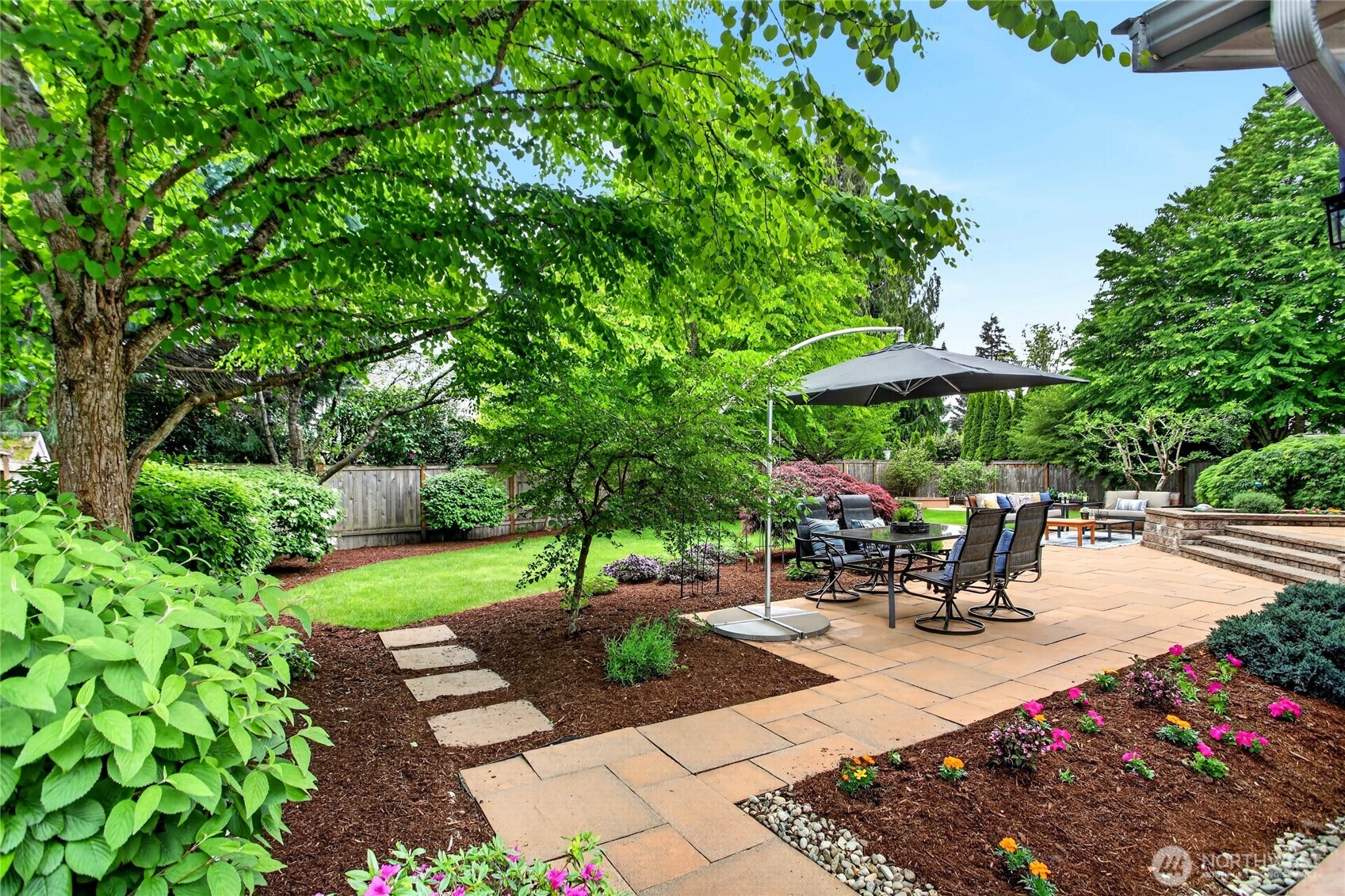 19223 63rd Avenue NE, Kenmore, WA 98028