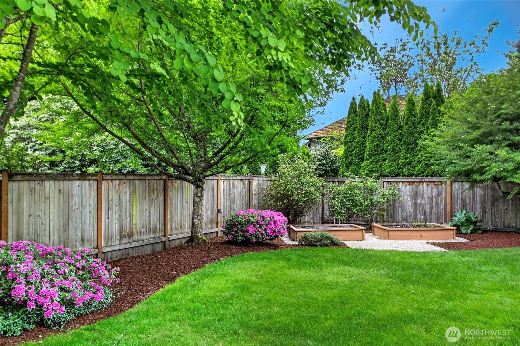 19223 63rd Avenue NE, Kenmore, WA 98028