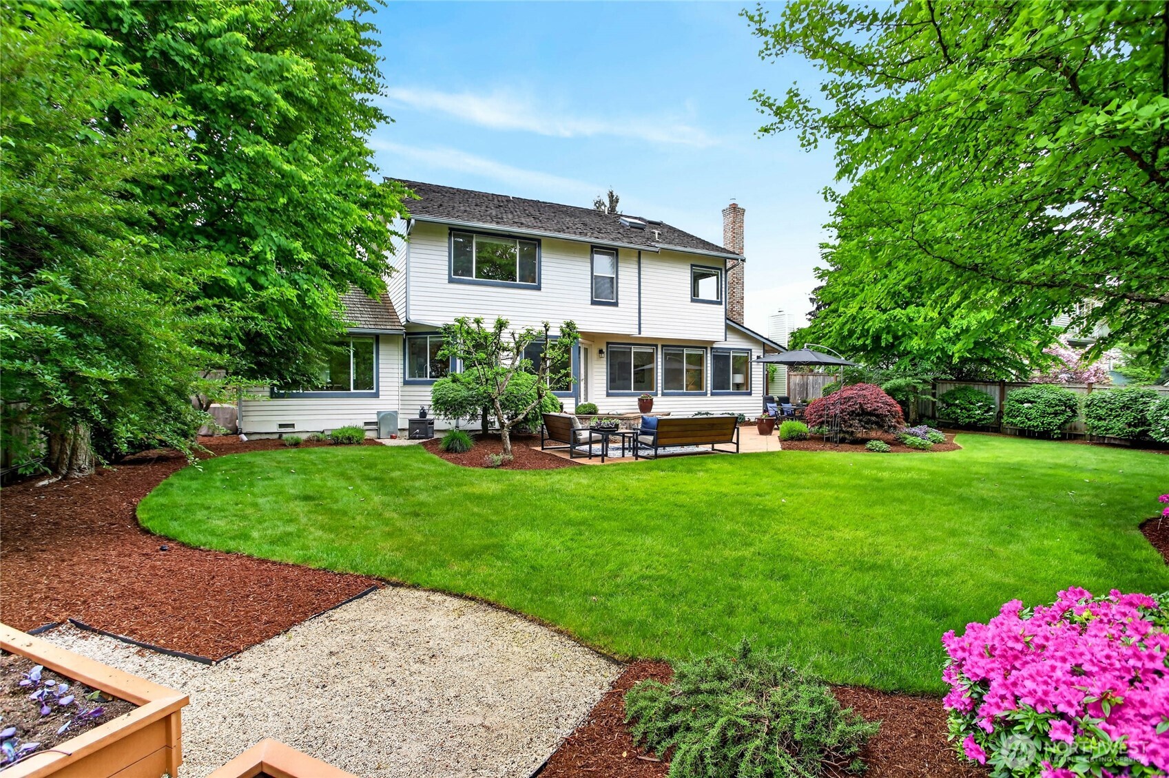 19223 63rd Avenue NE, Kenmore, WA 98028