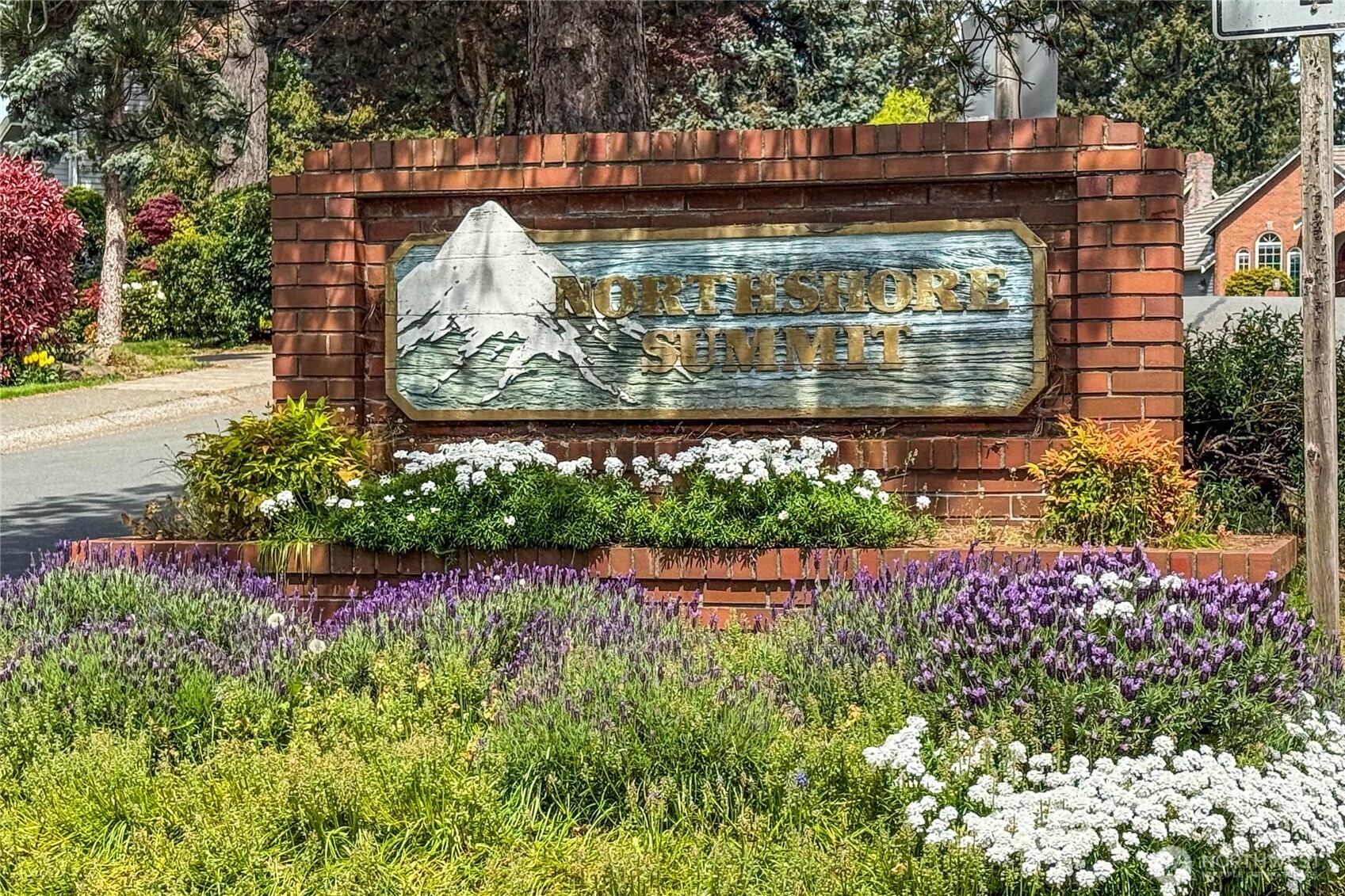 19223 63rd Avenue NE, Kenmore, WA 98028