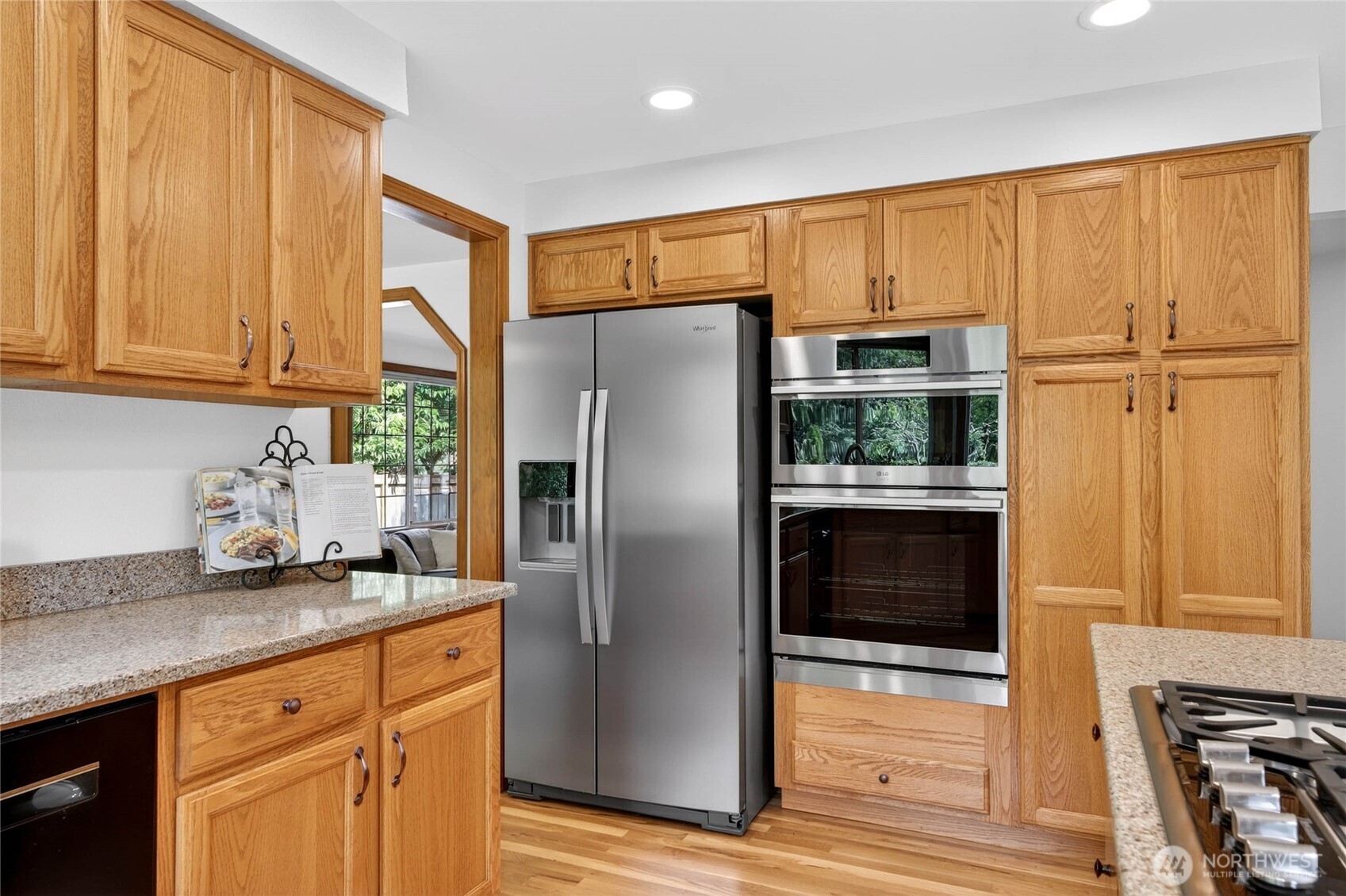 19223 63rd Avenue NE, Kenmore, WA 98028