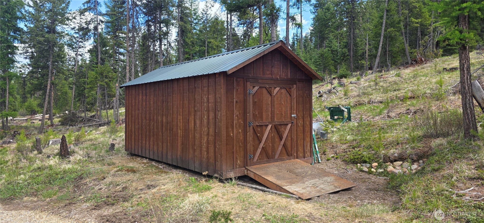 790 BONAPARTE LAKE RD , Tonasket, WA 98855