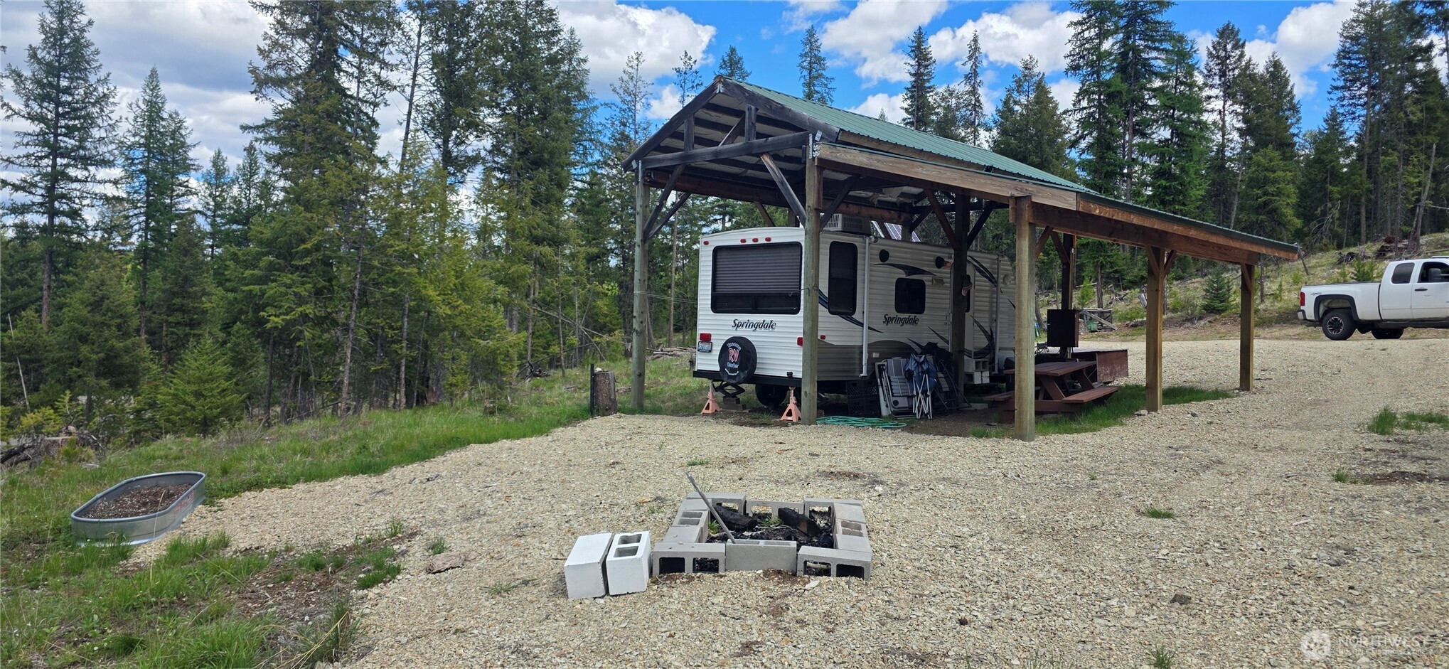 790 BONAPARTE LAKE RD , Tonasket, WA 98855