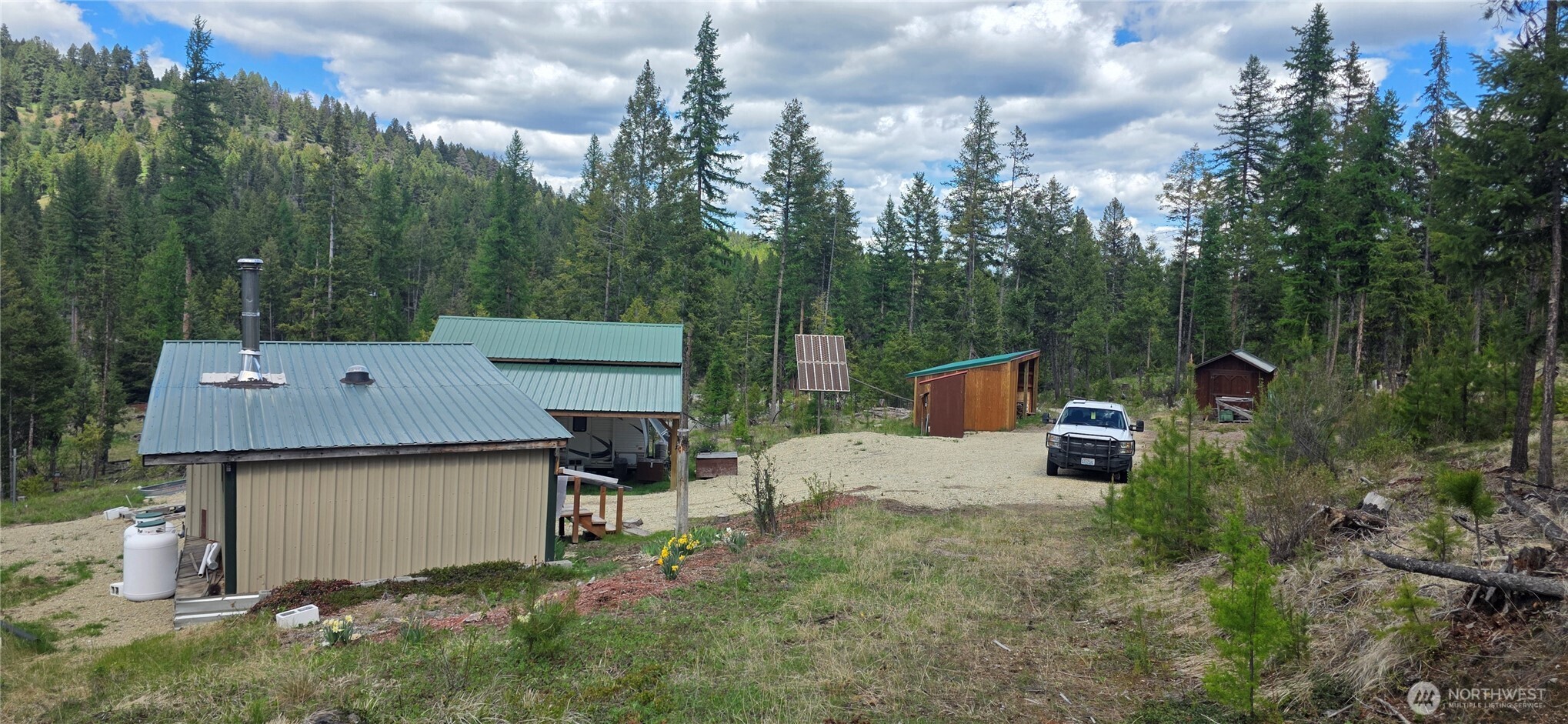 790 BONAPARTE LAKE RD , Tonasket, WA 98855