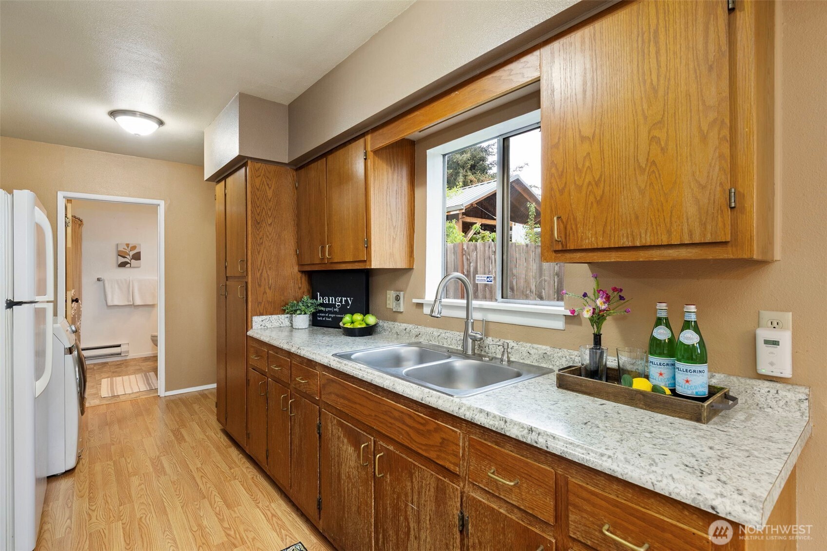 11040 NE Maine Street , Kingston, WA 98346