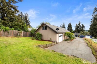 11040 NE Maine Street , Kingston, WA 98346 - Photo 2