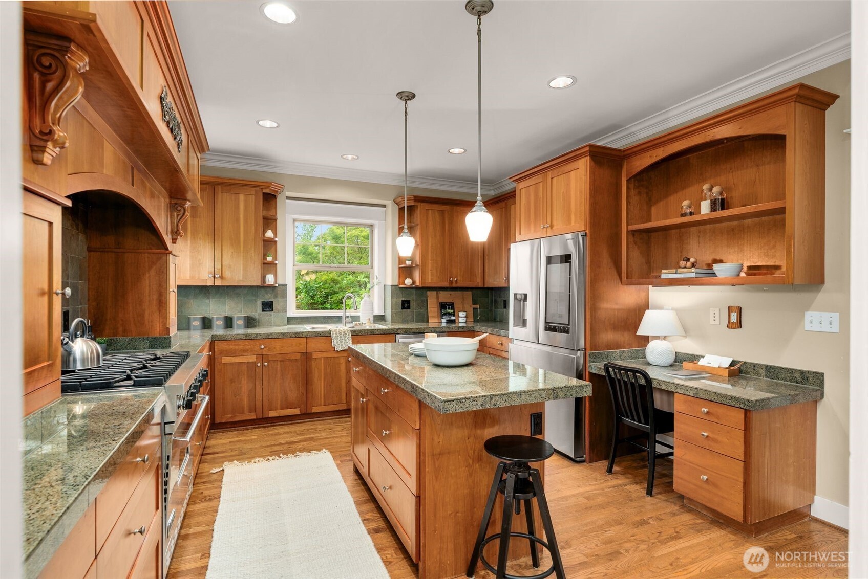 4606 S Andover Street , Seattle, WA 98118-1249