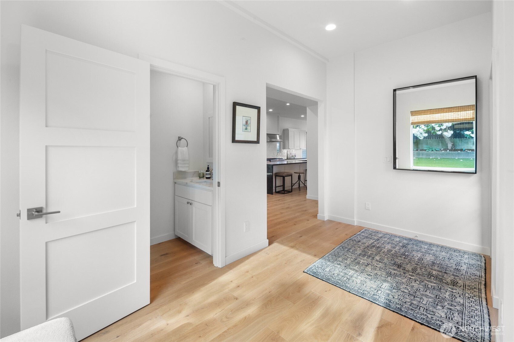 3303 37th Avenue W, Seattle, WA 98199