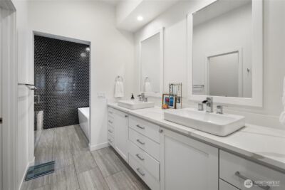 3303 37th Avenue W, Seattle, WA 98199 - Photo 19
