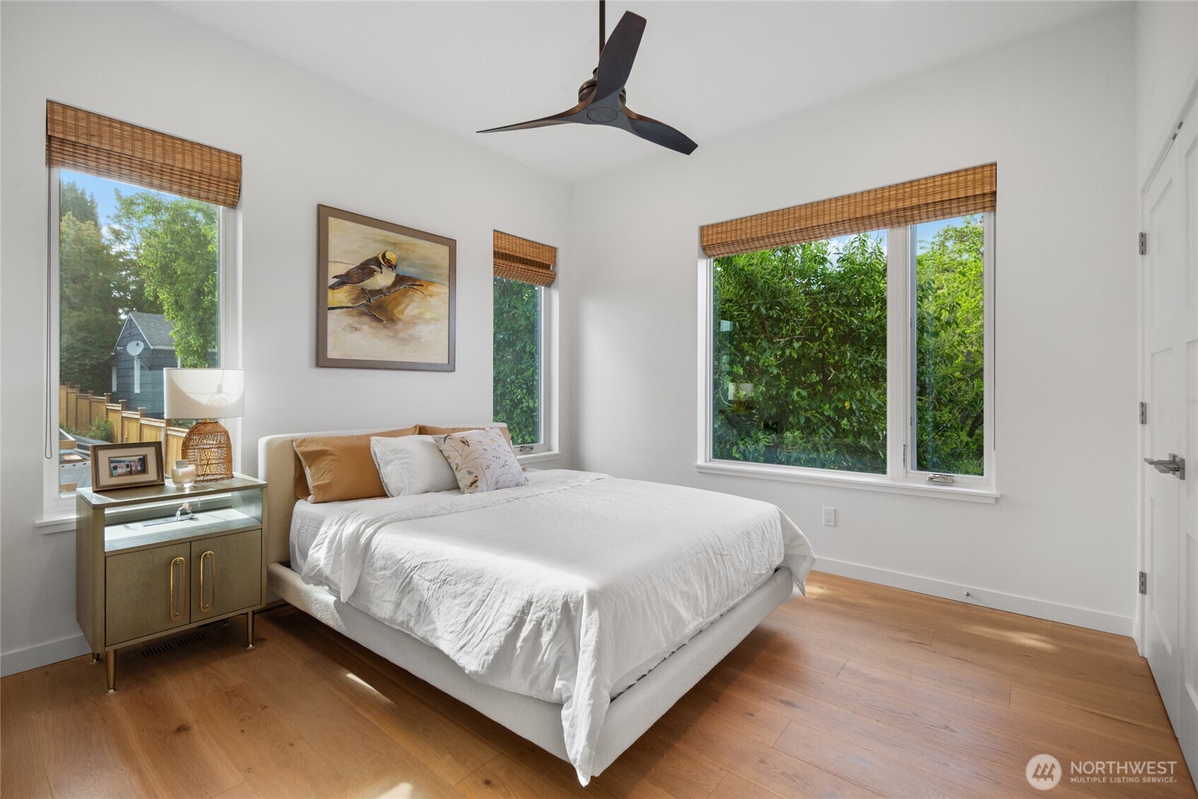 3303 37th Avenue W, Seattle, WA 98199
