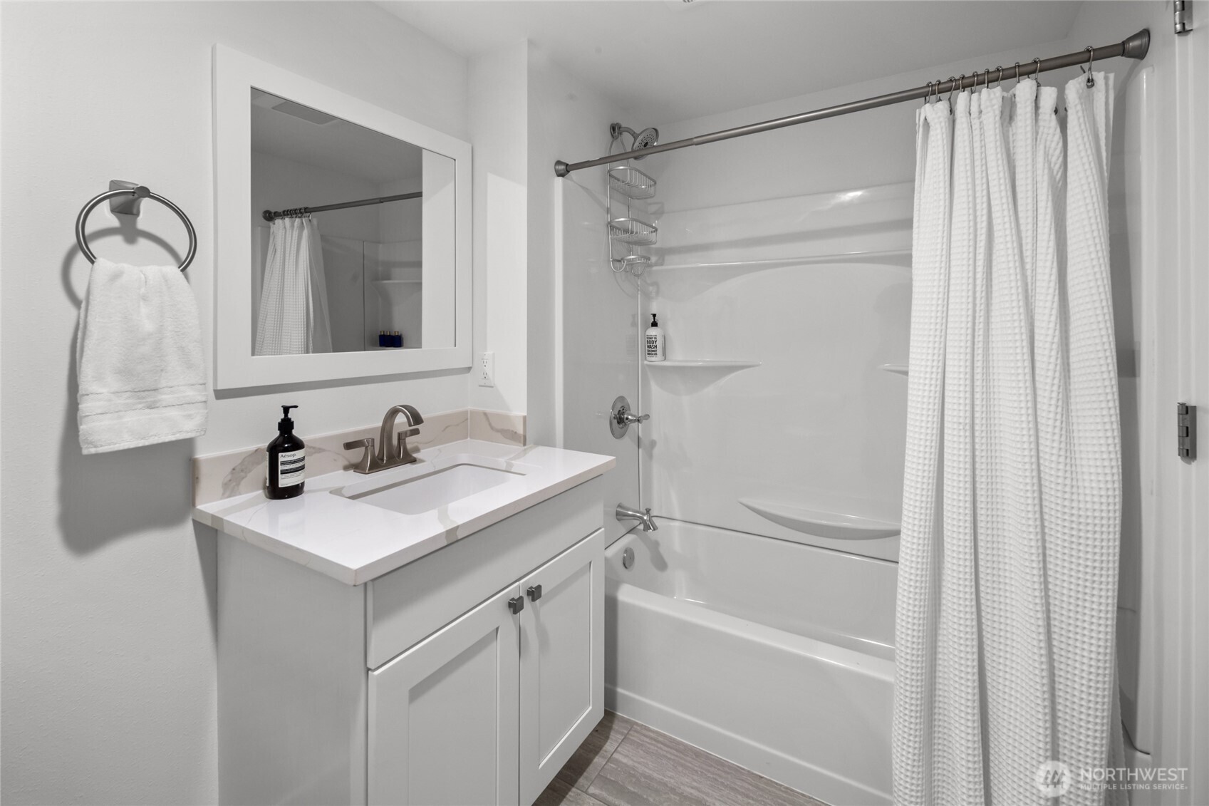 3303 37th Avenue W, Seattle, WA 98199