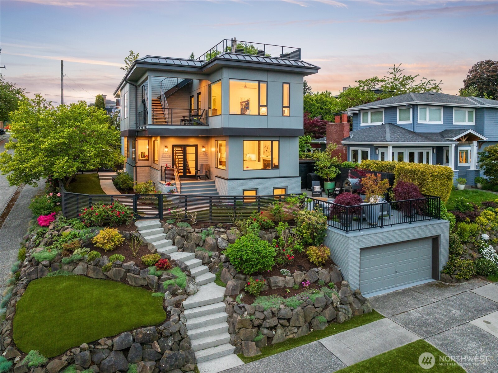 3303 37th Avenue W, Seattle, WA 98199