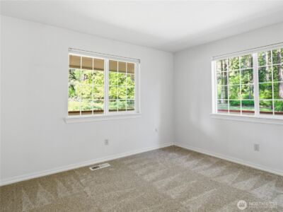 322 Country Estates Drive W, Rainier, WA 98576 - Photo 18