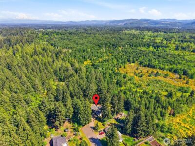 322 Country Estates Drive W, Rainier, WA 98576 - Photo 2