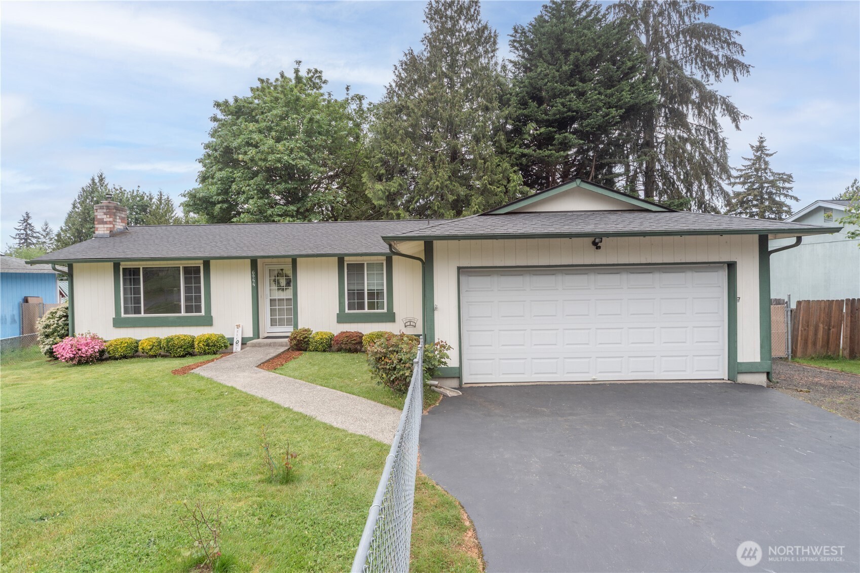 6955 Aegean Boulevard NE, Bremerton, WA 98311