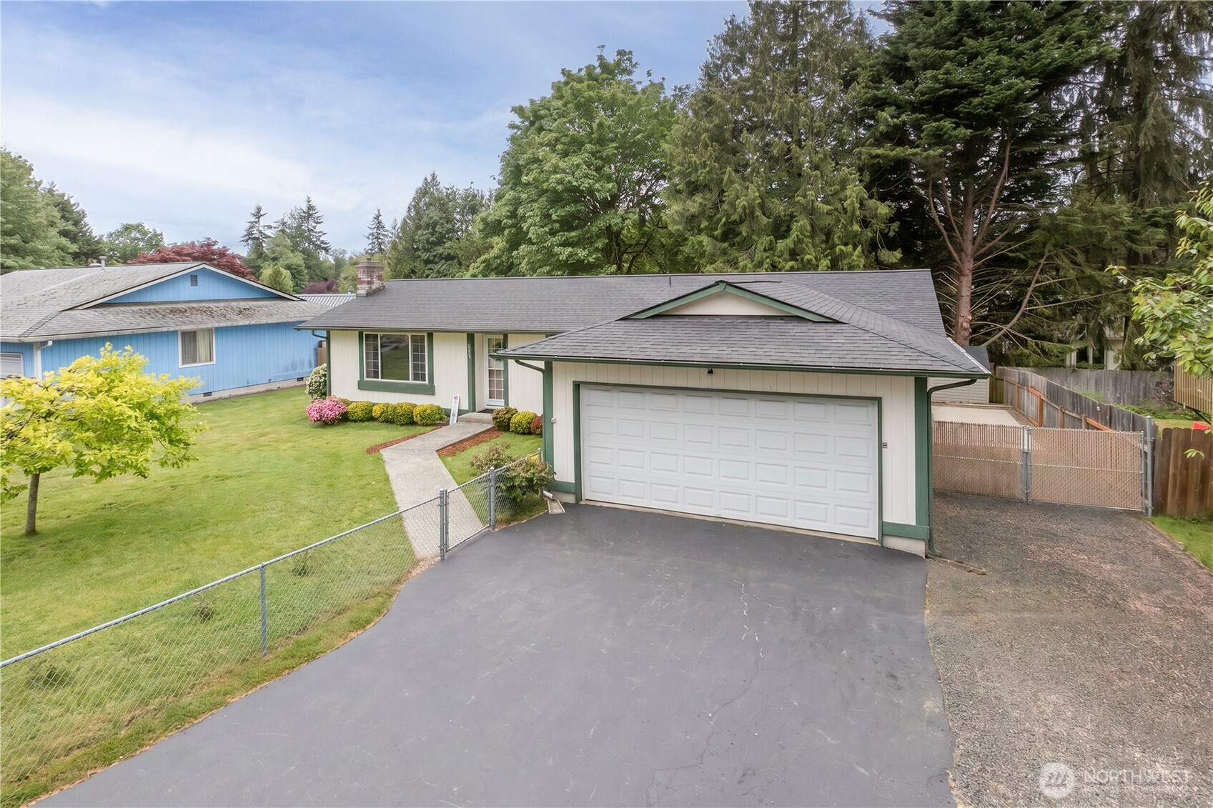 6955 Aegean Boulevard NE, Bremerton, WA 98311