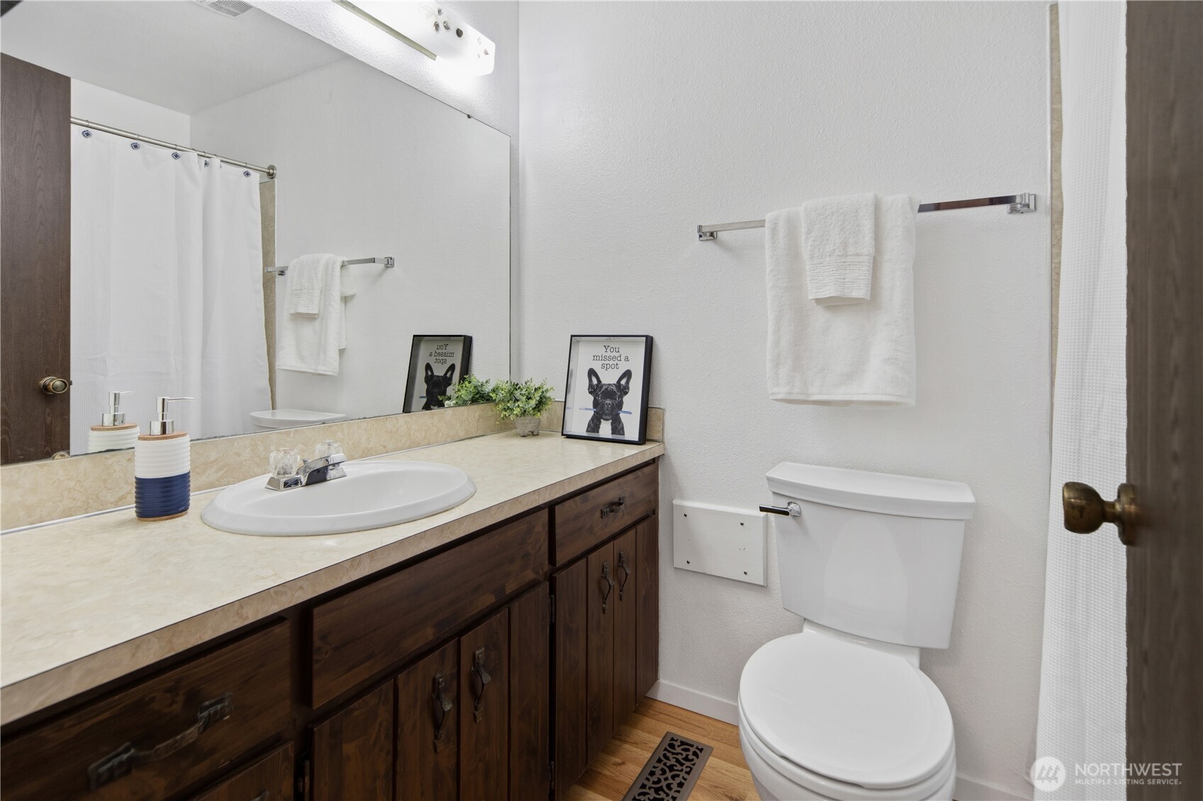 6955 Aegean Boulevard NE, Bremerton, WA 98311