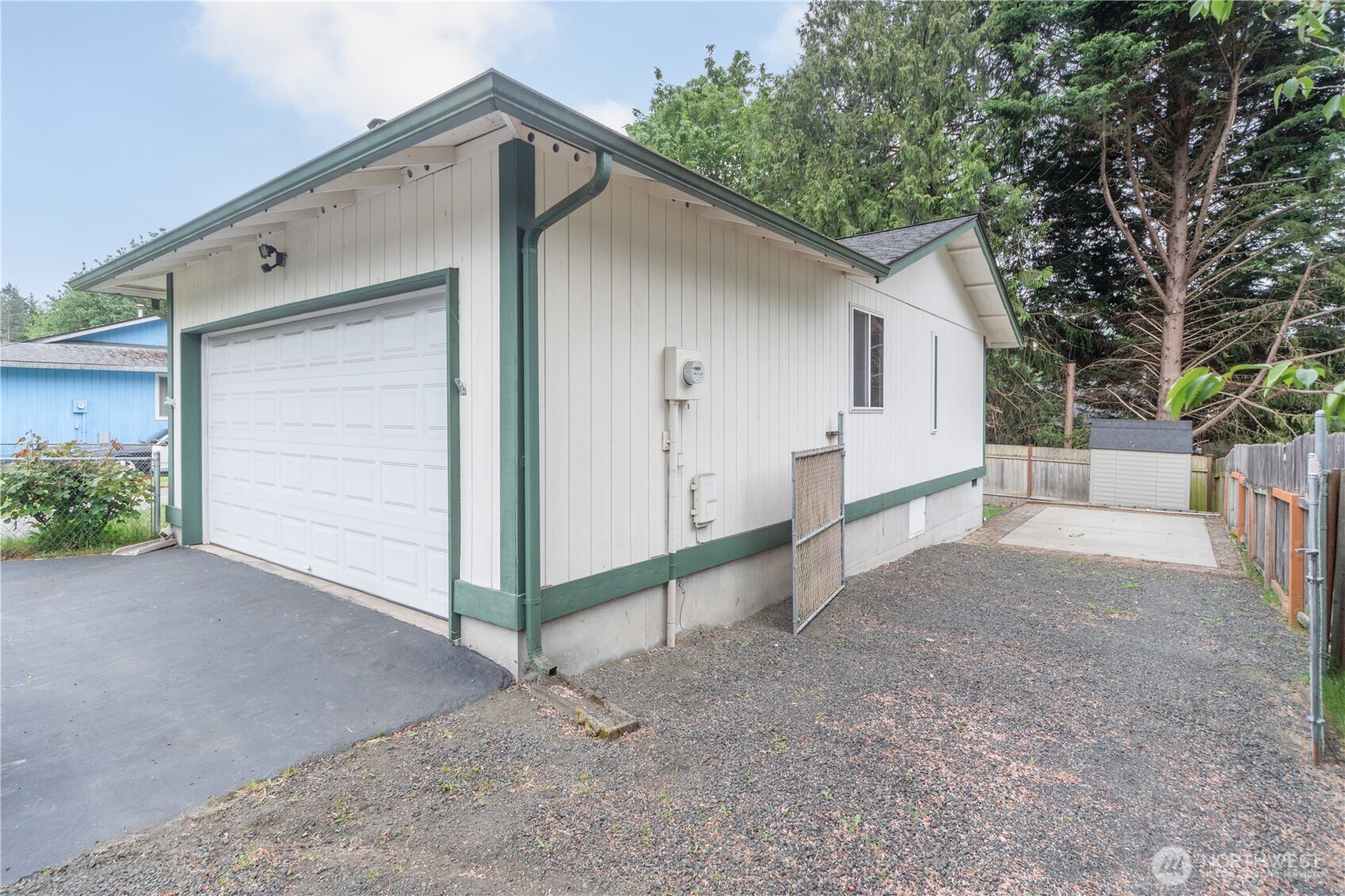 6955 Aegean Boulevard NE, Bremerton, WA 98311