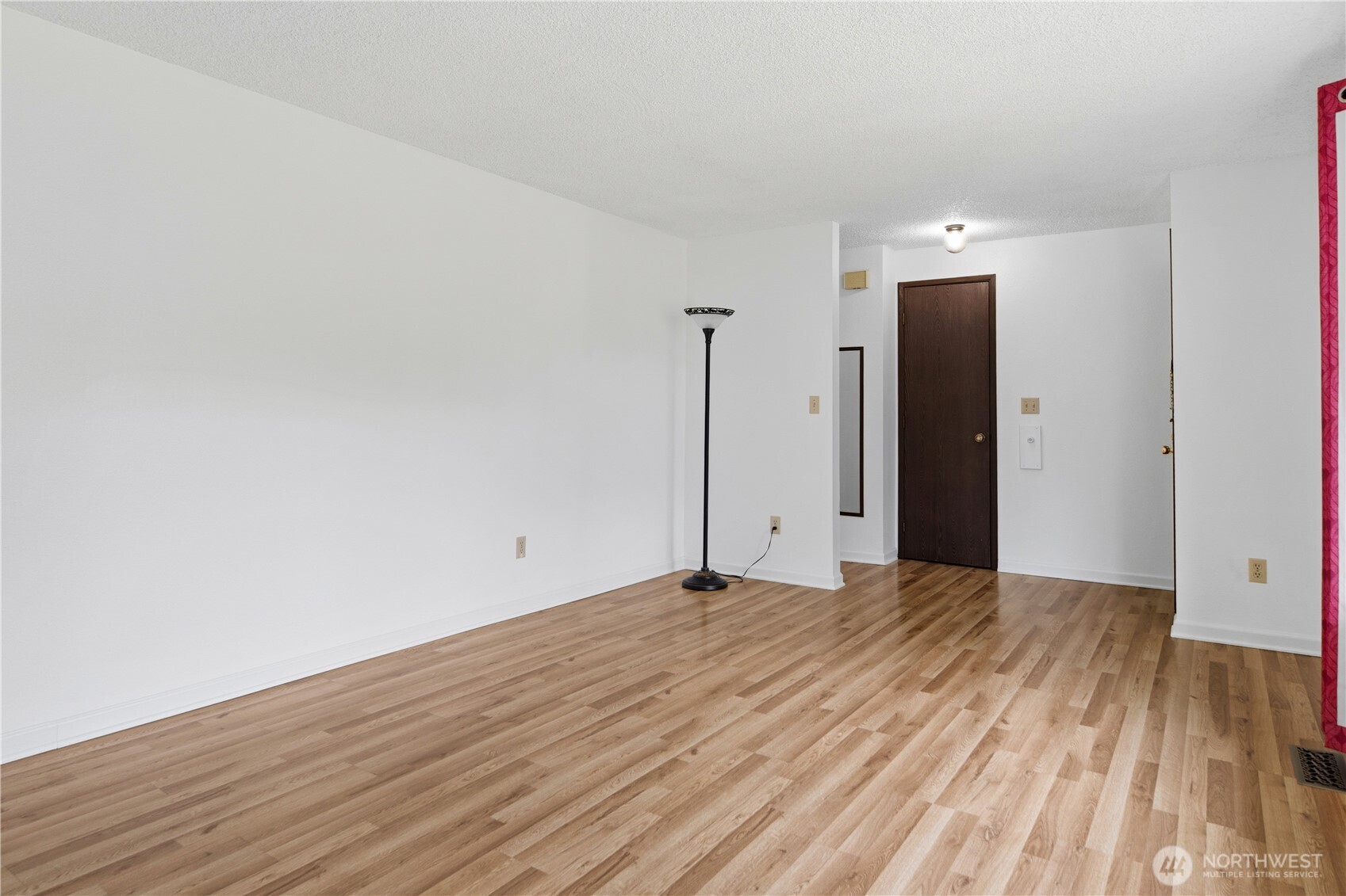 6955 Aegean Boulevard NE, Bremerton, WA 98311