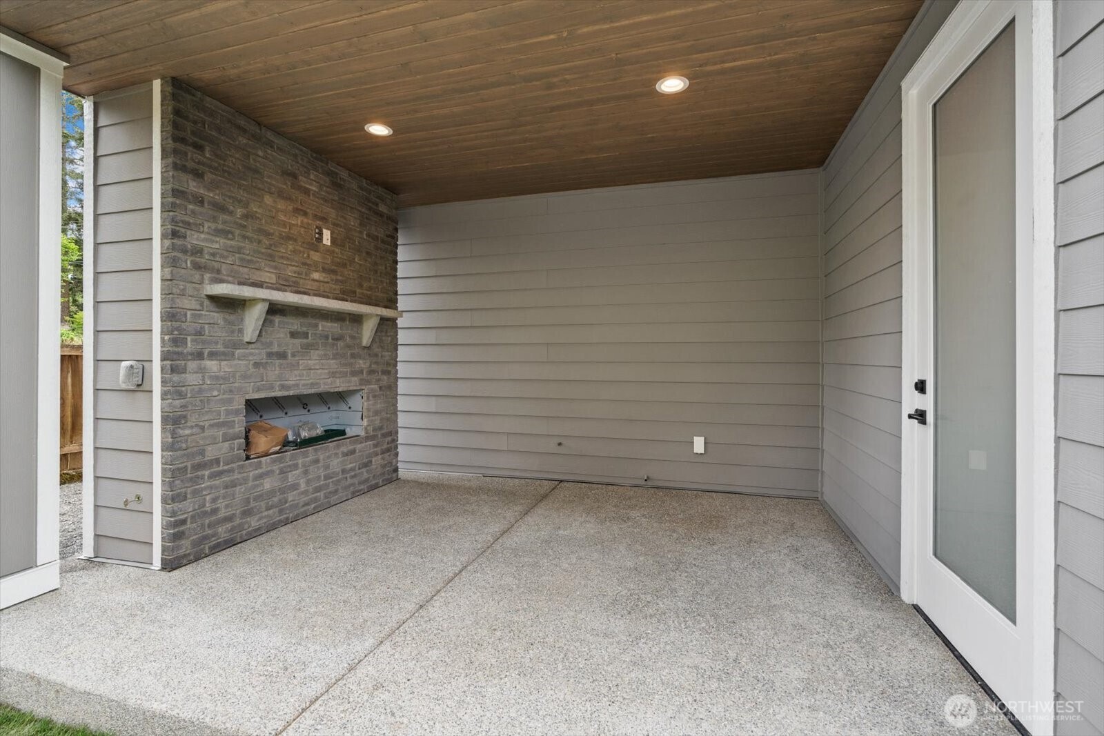 15058 75th Ave NE, Kenmore, WA 98028