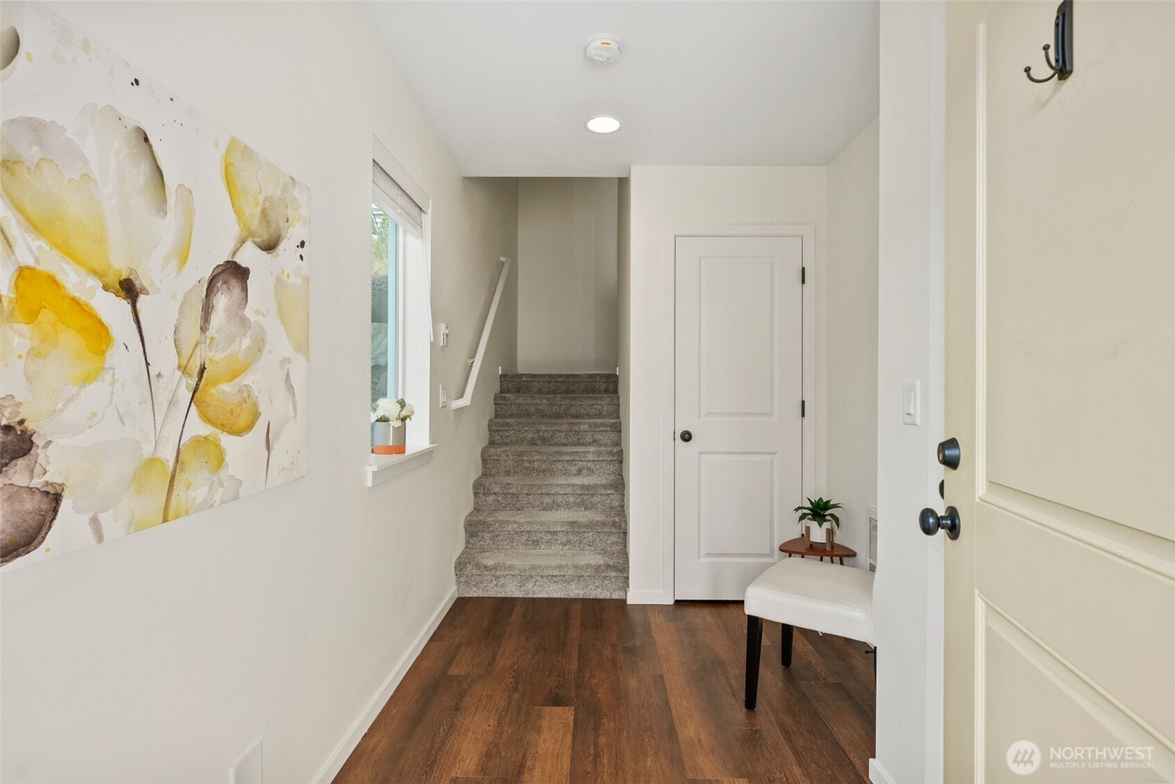 10049 Kings Landing Avenue NW, Bremerton, WA 98311