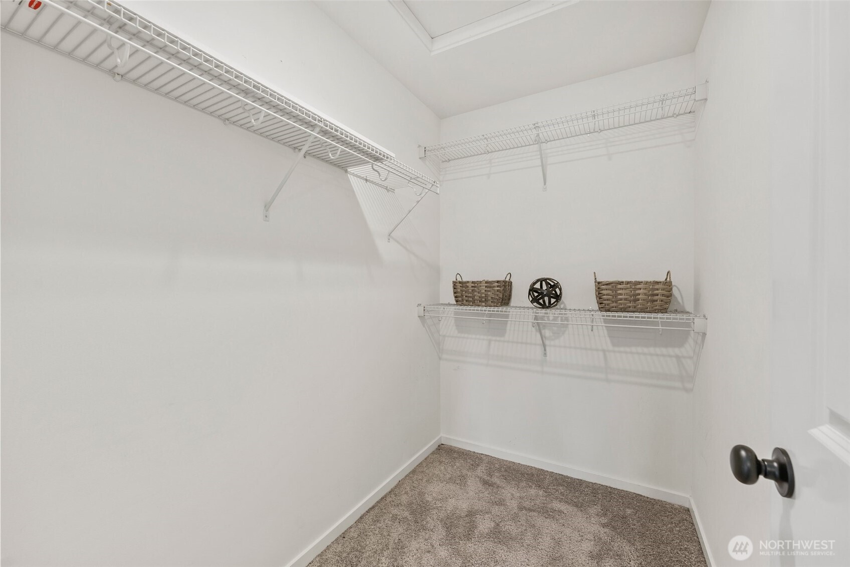 10049 Kings Landing Avenue NW, Bremerton, WA 98311
